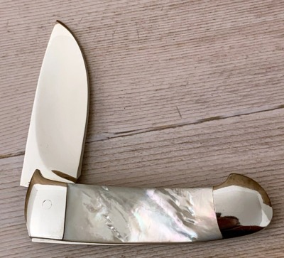 Harvey Draper Pearl Lockback - 2