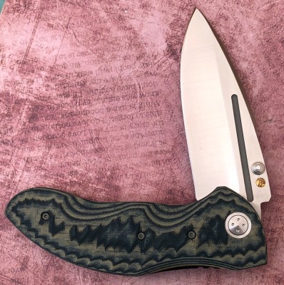 Allen Elishewitz Locking Liner