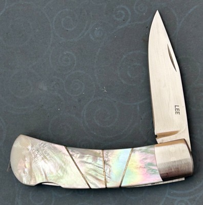 Tommy Lee/Santa Fe Stonework's Pearl Lockback
