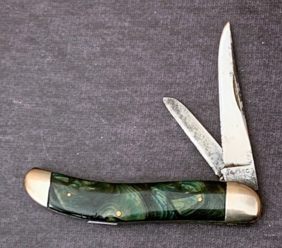 W.R. Case & Sons GS2039