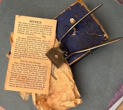 W.R. Case & Sons Algonquin Toilet Clippers
