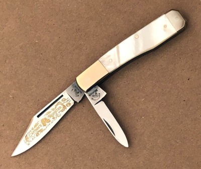 Fight'n Rooster Pearl Captain's Gunstock