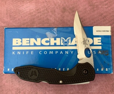 Benchmade Ascent-II