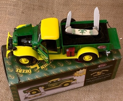 Case John Deer Die Cast 1946 Dodge Power Wagon and Bone Baby Butter Bean