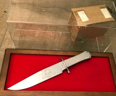Browning 321-205 Display Bowie - 2