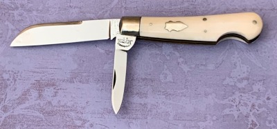 Cattaraugus Exhibition Bone Sway Back