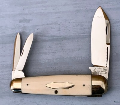 Cattaraugus Exhibition Bone Sleeveboard Whittler