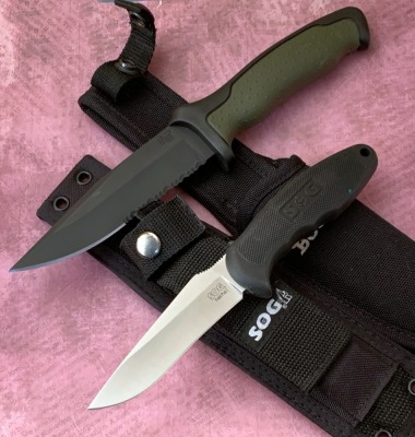 Buck 655 & SOG Field Pup I