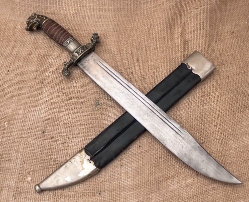 Unmarked Collins Style Bowie