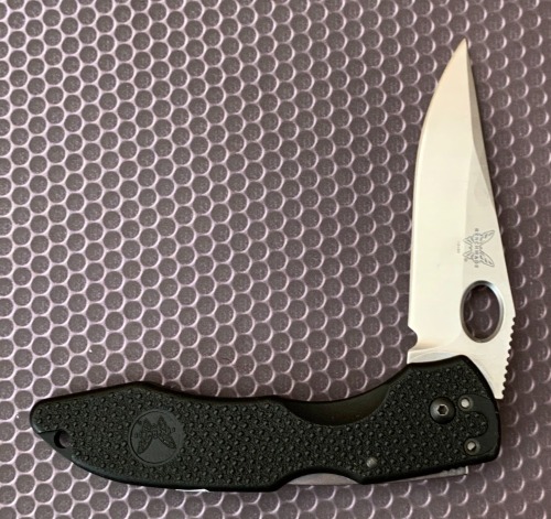 Benchmade Pika 10400