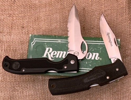 Pair of Remington USA Lockbacks