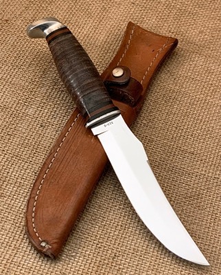 Case XX USA 323-6 Hunter - 2