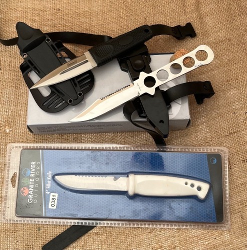 Three Fixed Blades: Colman, Granite River and a Dive Knife