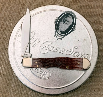 Case Bone Cheetah in Tin - 2