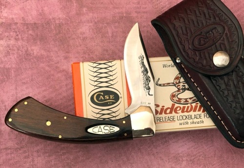Case Sidewinder Button Lock