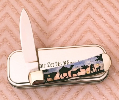 Case "O Come Let US Adore Him" Bone Tribal Lock - 2