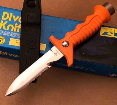 Seven Dive Knives - 7