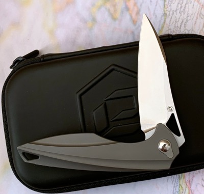 E-Volve Titanium Frame Lock Flipper