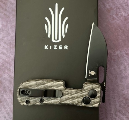 Kizer Banish Button Lock