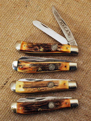 Four Schrade USA stag trappers-1982-