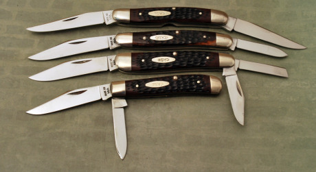 Four vintage 70's Case knives