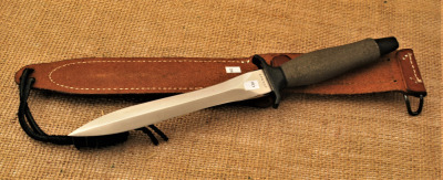 Early canted blade Gerber Mark II - 2