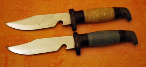 2 No Name fixed blade