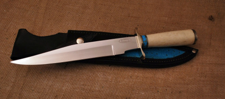 Joe Wheeler Handmade Oosic and Turquoise Bowie