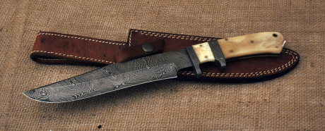 AIS Damascus Hunter