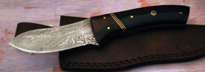 Unmarked Damascus Hunter