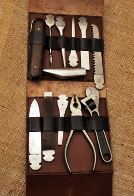 Wood handled Tool Kit in leather case