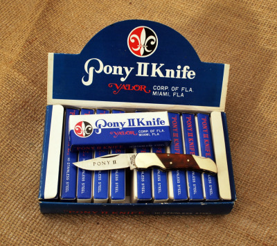 One Dozen Pony II Knives in display box