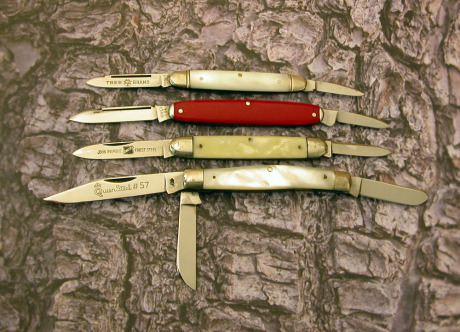Four vintage knives