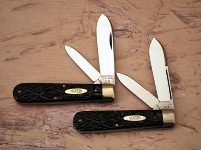 Case XX Matched pair of rough black barehead jacks.