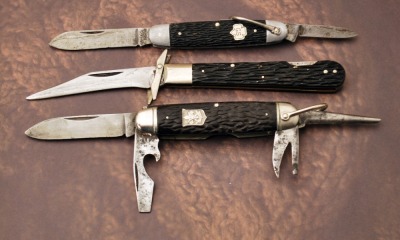 3 Vintage Rough Black knives - 3