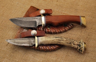 R. Johnson Pair of Damascas Stag Handforged Hunters - 2