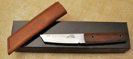 Gene White tanto