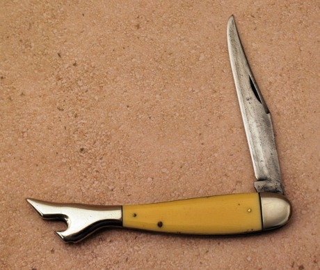 W. R. Case B1097 leg knife