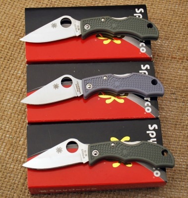 Trio of Spyderco Ladybugs