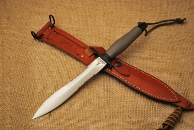 Gerber Mark II, wasp blade