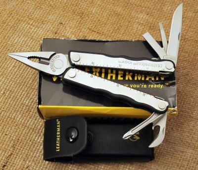 Leatherman Kick