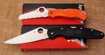 Spyderco Police 4 FRN and 79mm Rescue