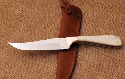 RW Bone Handled Hunter