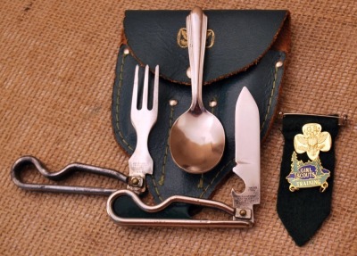 Official Girl Scout G. Schrade mess kit with GS pin