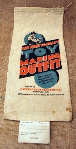 Cattaraugus "The Whitt-l-kraft" Bag