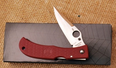 Spyderco Jess Horn Red