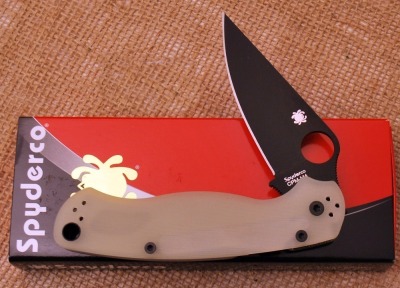 Spyderco White Paramilitary 2