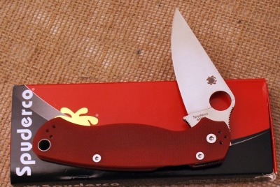 Spyderco Paramilitary 2 red