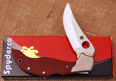 Spyderco Persian, red