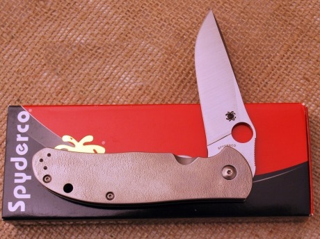 Spyderco Advocate Gayle Bradley